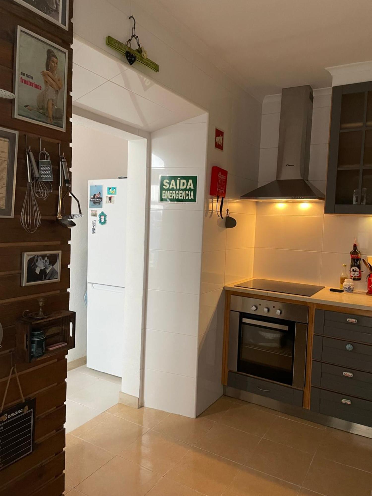 Casa Dos Poetas Hostel Caldas Da Rainha Ngoại thất bức ảnh