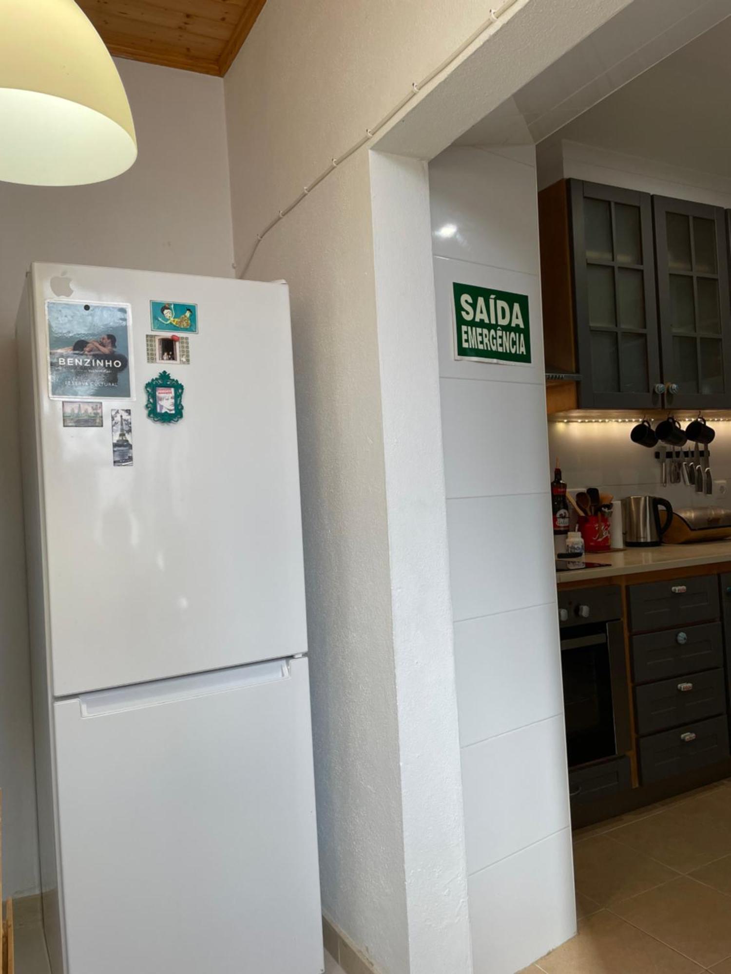 Casa Dos Poetas Hostel Caldas Da Rainha Ngoại thất bức ảnh