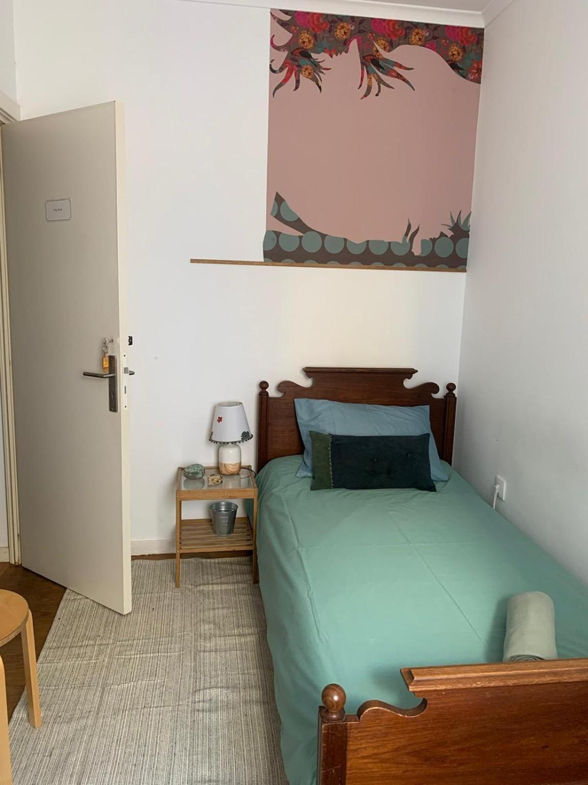 Casa Dos Poetas Hostel Caldas Da Rainha Ngoại thất bức ảnh